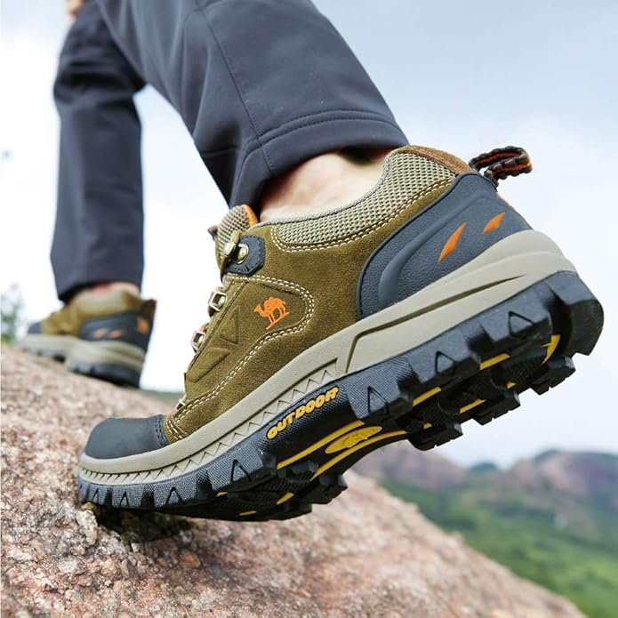 "Atlas stevige wandelschoenen voor dames met orthopedische ondersteuning, ontworpen voor comfort en bescherming op paden."