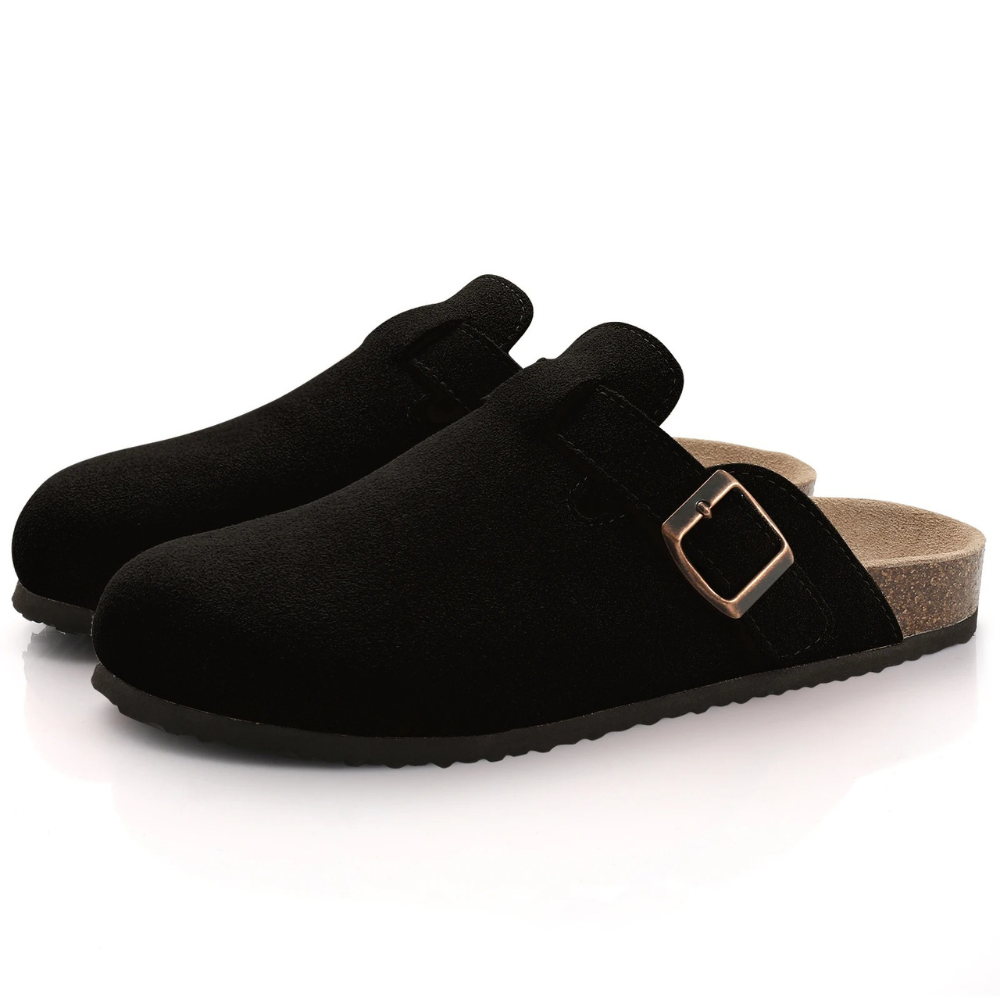"Beige suède orthopedische kurk slippers voor dames met verstelbare gesp, biedt comfort en stijlvolle pasvorm."