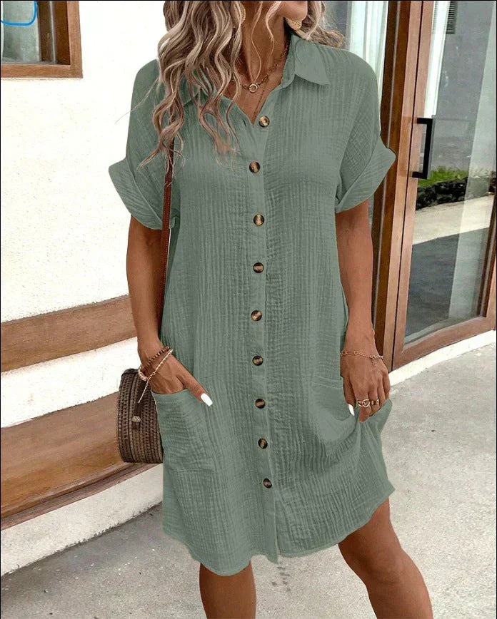 Beschrijf casual katoenen overhemdjurk voor dames, luchtig en stijlvol met knoopsluiting. Perfect voor zomercomfort.