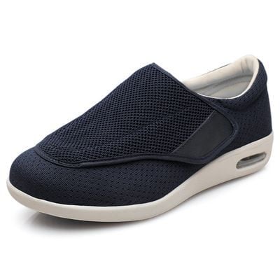 "Brede diabetesschoenen voor dames, ademend en comfortabel, met klittenbandsluiting en anti-slipzool voor gevoelige voeten."