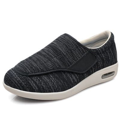 "Brede diabetesschoenen voor dames, ademend en comfortabel, met klittenbandsluiting en anti-slipzool voor gevoelige voeten."