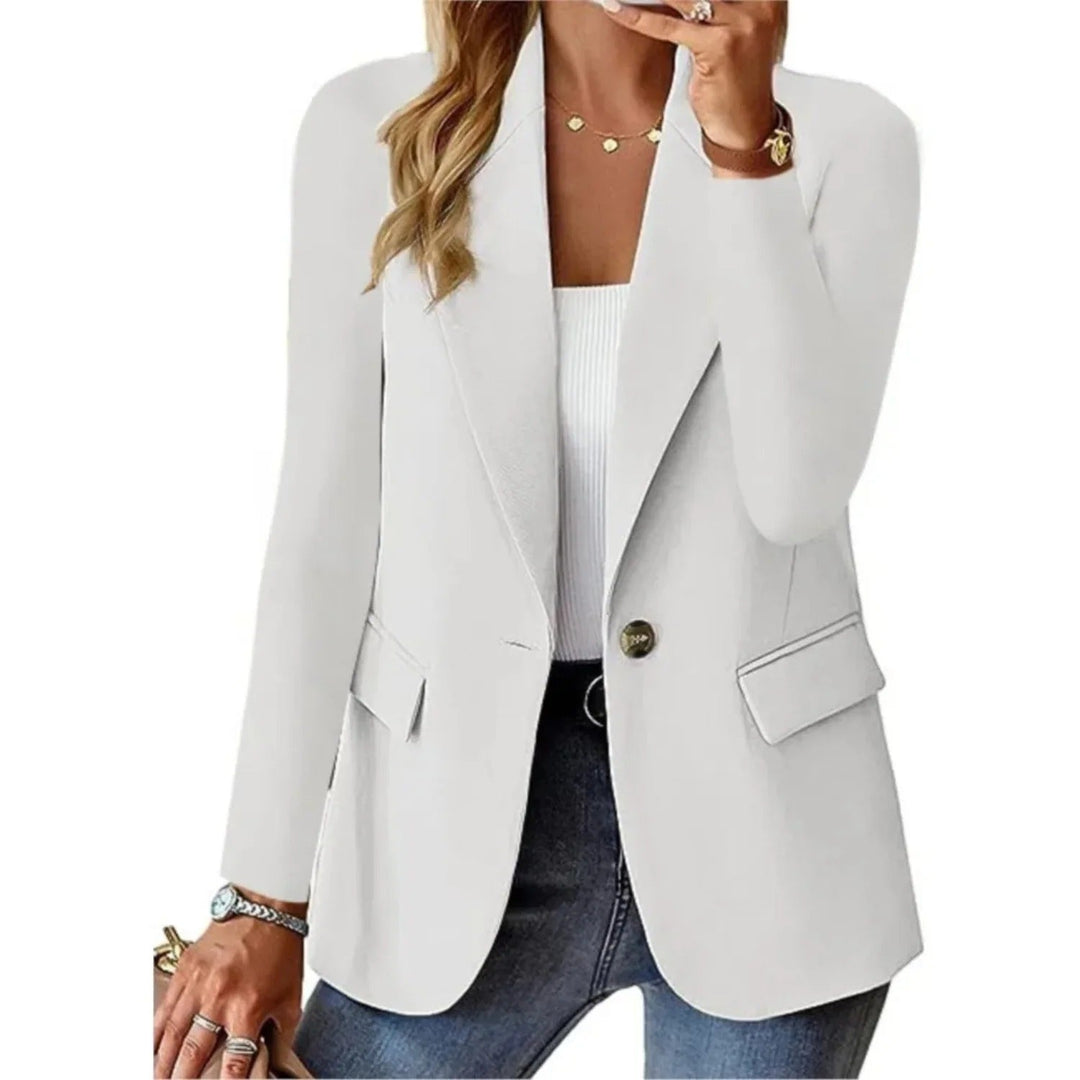 Chique damesblazer met lange mouwen, stijlvolle uitstraling en zak met gesp, ideaal voor elke modieuze gelegenheid.