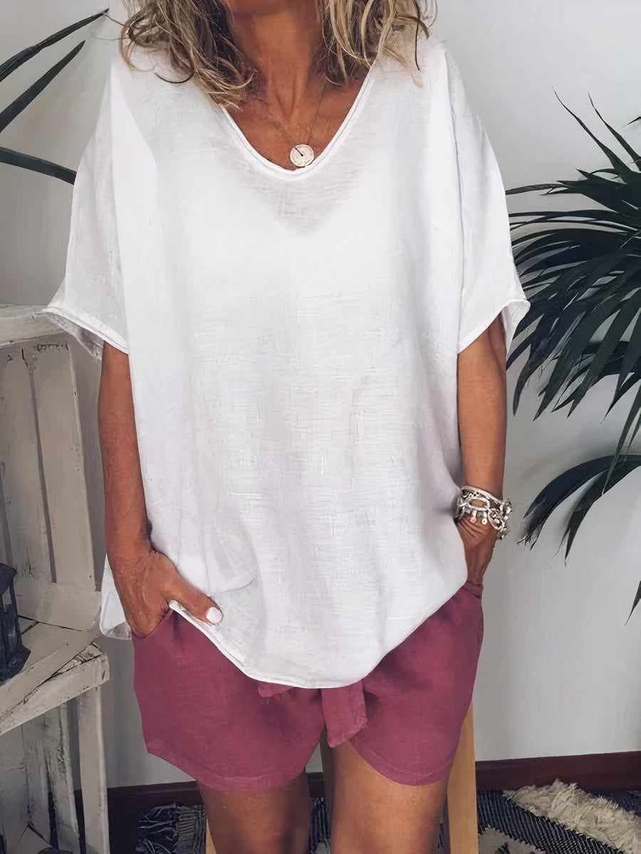 "Comfortabel oversized linnen T-shirt voor dames, ademend en chique, perfect voor casual en warme dagen, veelzijdig ontwerp."