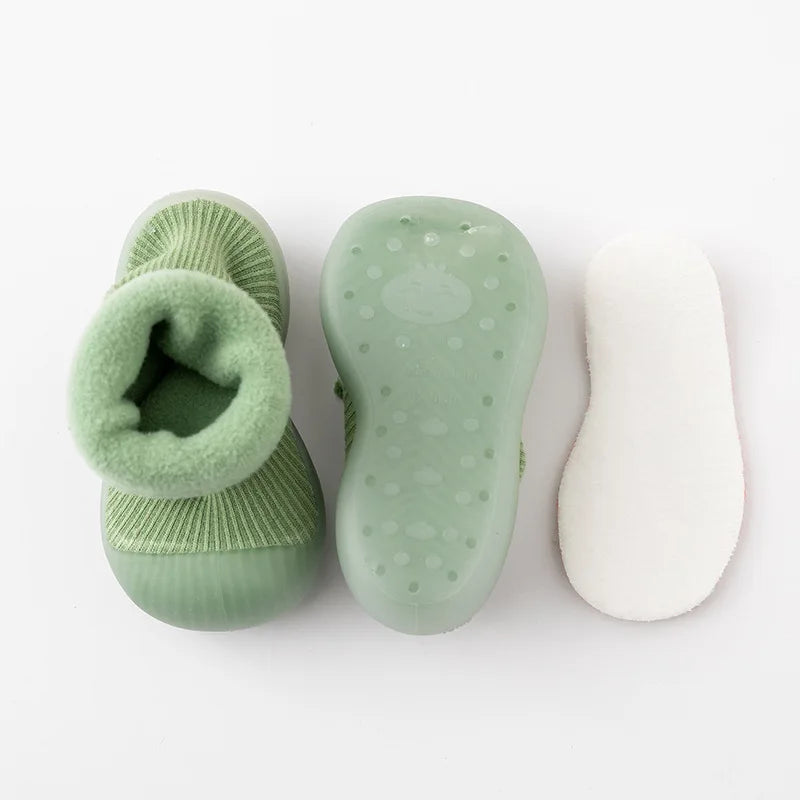"Comfortabele blauwe peuter sokschoenen met anti-slip zool, warm en eenvoudig aan te trekken, geschikt voor binnen en buiten.
