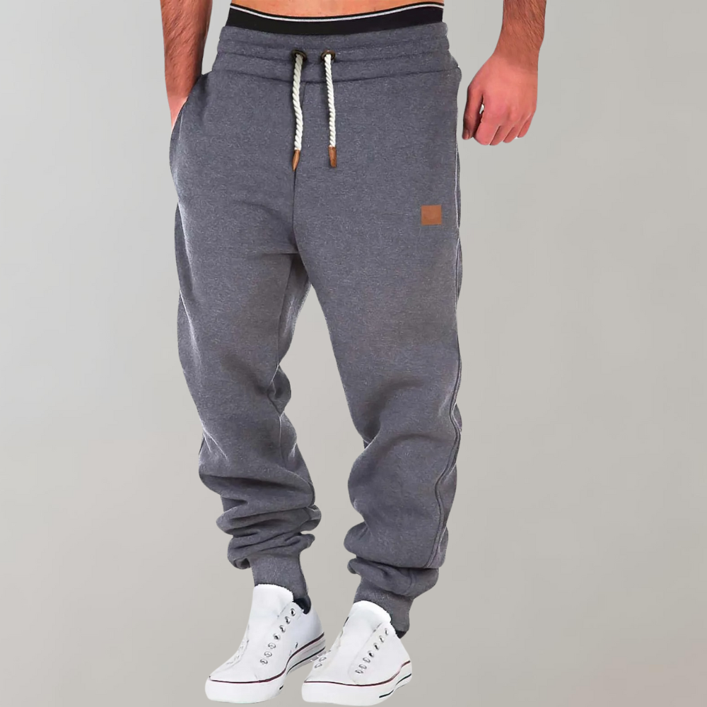 "Comfortabele Hoder baggy joggingbroek zwart, stoere uitstraling, zacht katoen, perfect voor dagelijks gebruik mannen"