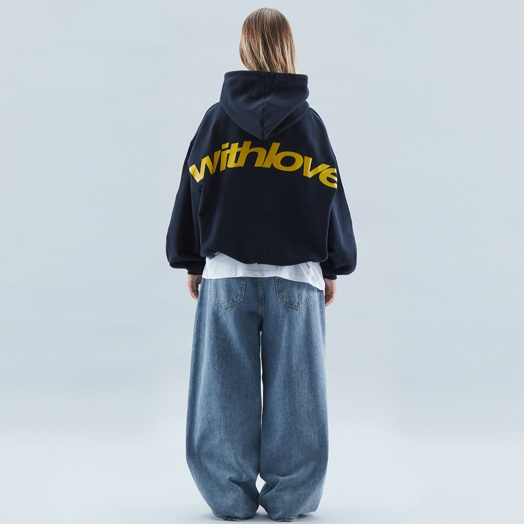 "Comfortabele oversized hoodie met geel detail, trendy casual stijl voor dames, gemaakt van zacht katoen, Withlove design."