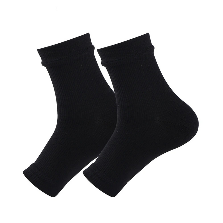 "Comfortabele unisex compressiekous, zwart, enkelhoogte, voor pijnverlichting en steun bij neuropathie en fasciitis."