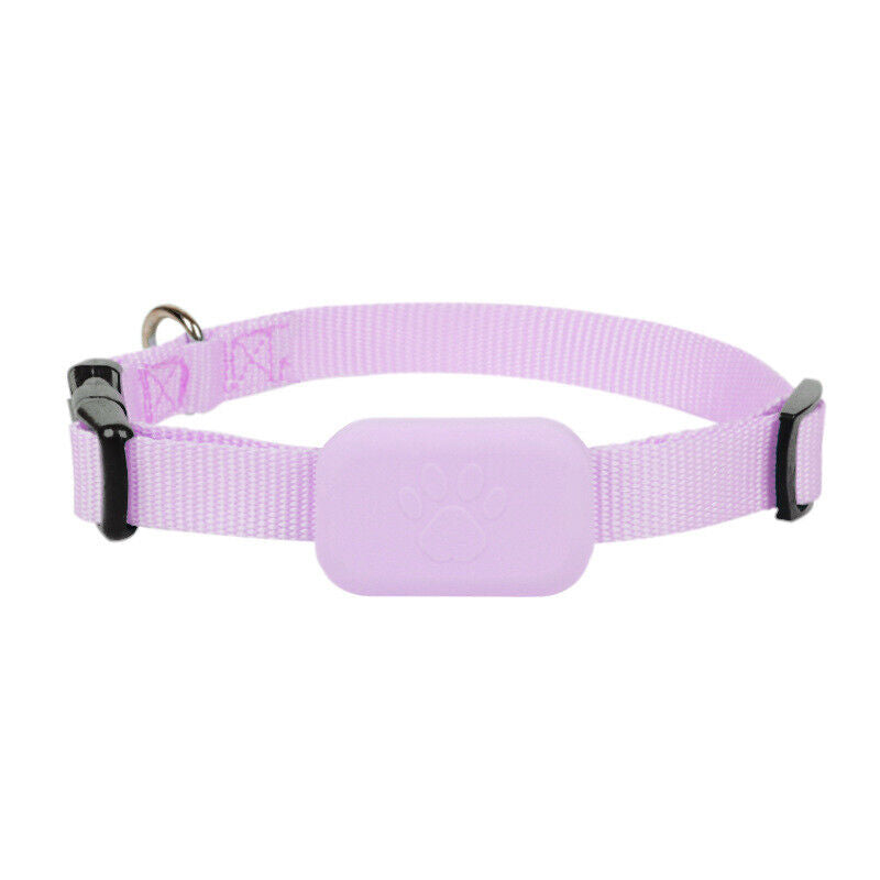 "Compacte, waterbestendige GPS tracker voor huisdieren, eenvoudig te bevestigen aan halsband, real-time volgen, zwart ontwerp