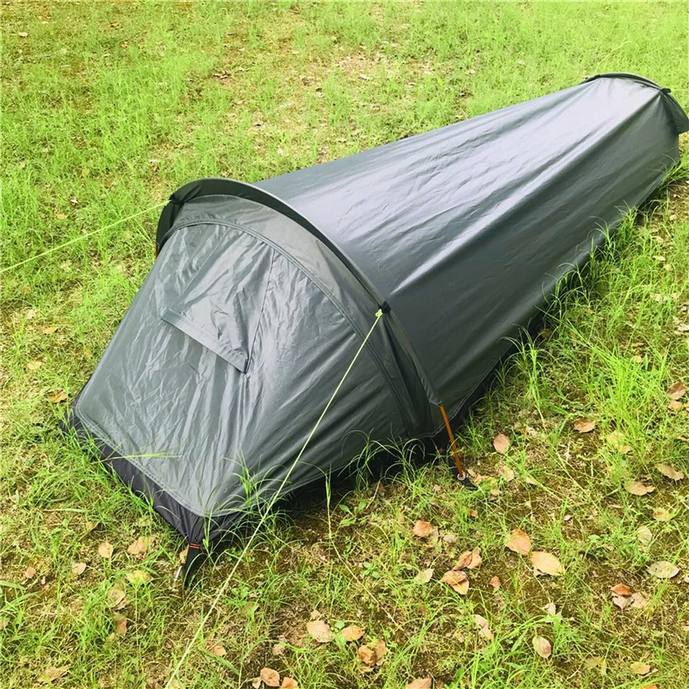 "Compacte waterdichte ultralichte tent 1-persoons, slank ontwerp, ideaal voor solo kampeertochten en snel opzetten."