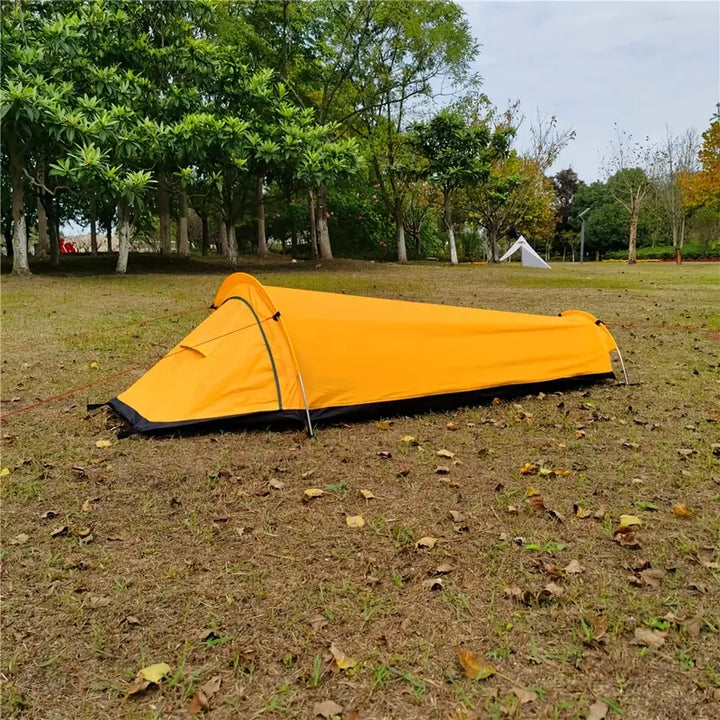 "Compacte waterdichte ultralichte tent 1-persoons, slank ontwerp, ideaal voor solo kampeertochten en snel opzetten."