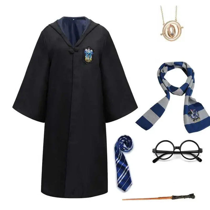 "Compleet Harry Potter kostuum met authentieke Hogwarts-jas, bril, sjaal en toverstok; ideaal voor fantasieavonturen."