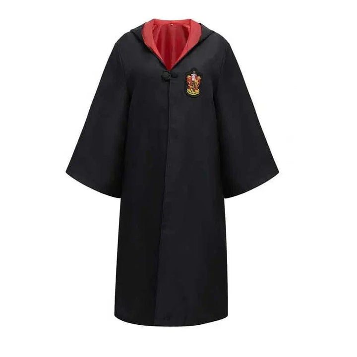"Compleet Harry Potter kostuum met authentieke Hogwarts-jas, bril, sjaal en toverstok; ideaal voor fantasieavonturen."