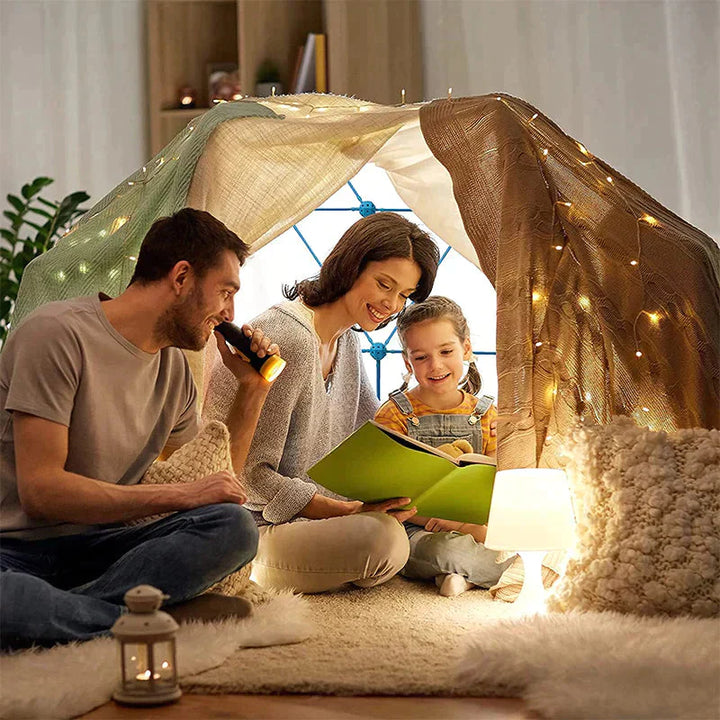 "Creatieve duurzame speeltent voor kinderen, kleurrijk ontwerp geschikt voor binnen en buiten, stimuleert fantasie en spel."