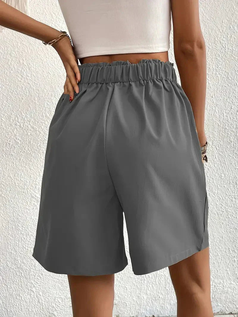 "Dames linnen zomershorts met hoge taille, schuine zakken, lichtgewicht, ademend, perfect voor zomerse dagen."