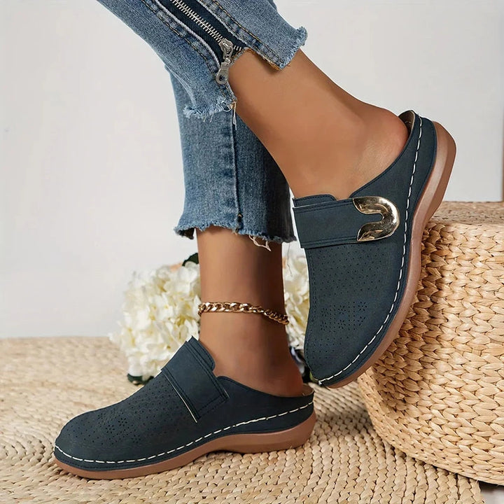 "Dames orthopedische comfortschoenen in lichtbruin, ademend en lichtgewicht, met comfortabele dempende zool."