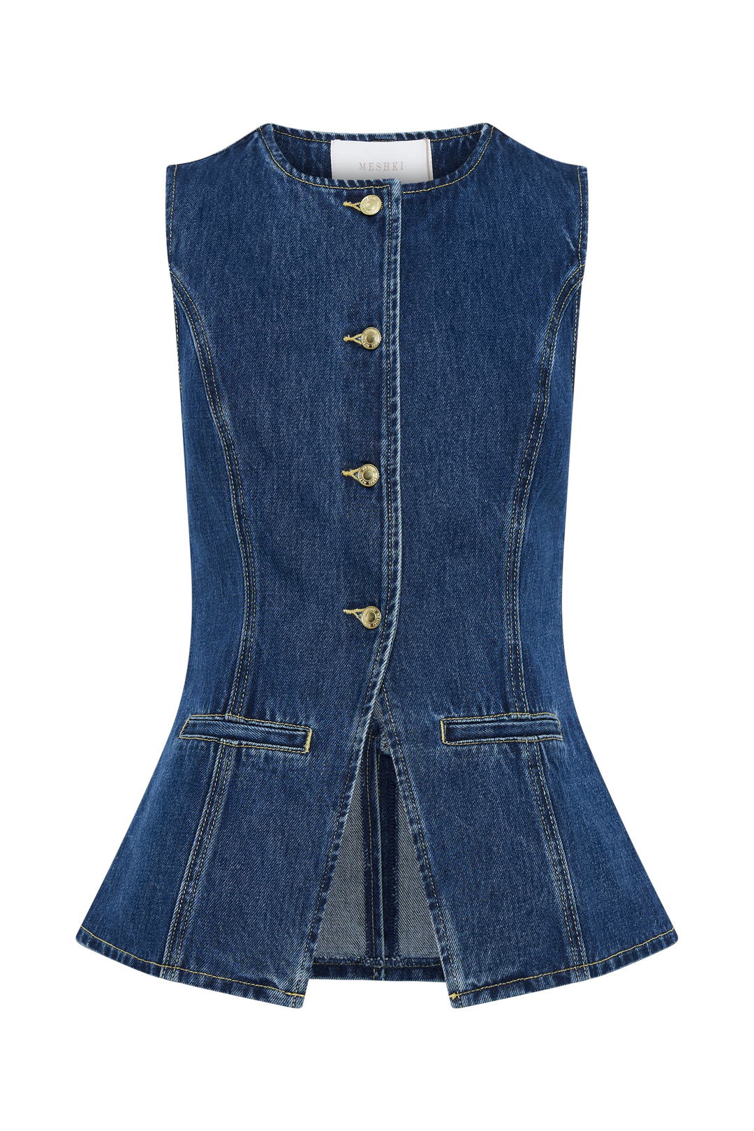 "Denim gilet set voor dames, mouwloze gilet met bijpassende shorts, stoer en trendy voor zomerfestivals en casual looks."