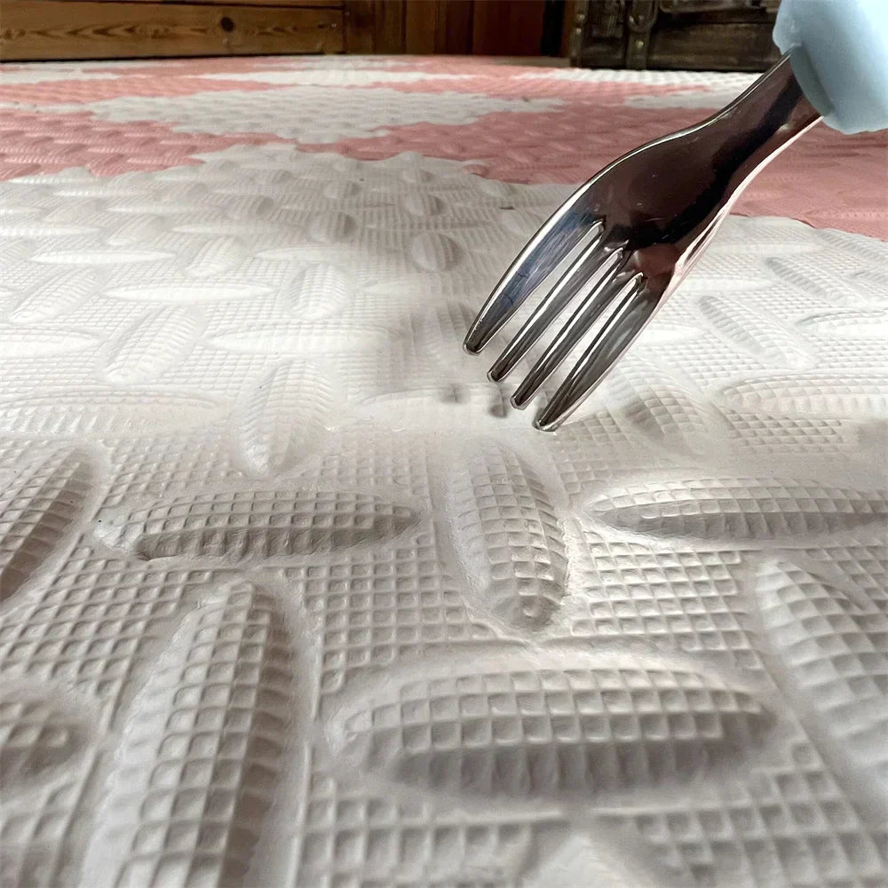 "Dikke, veilige, kleurrijke baby speelmat met patroon, ideaal voor speel- en leeromgeving. Schokabsorberend en aanpasbaar."