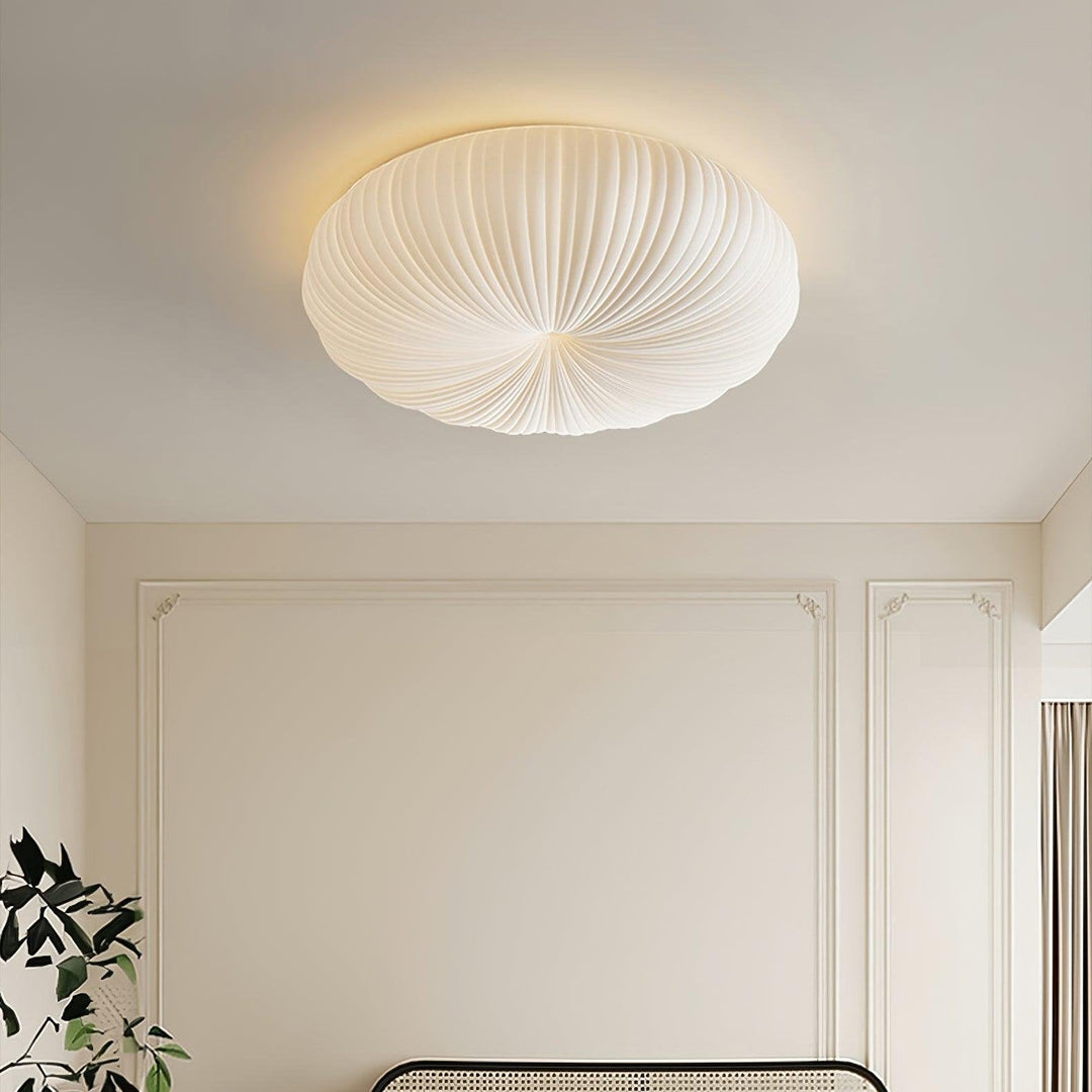 "Dimbare Filomena Luxe plafondlamp met modern design, LED-verlichting en afstandsbediening, ideaal voor elegante interieurs."
