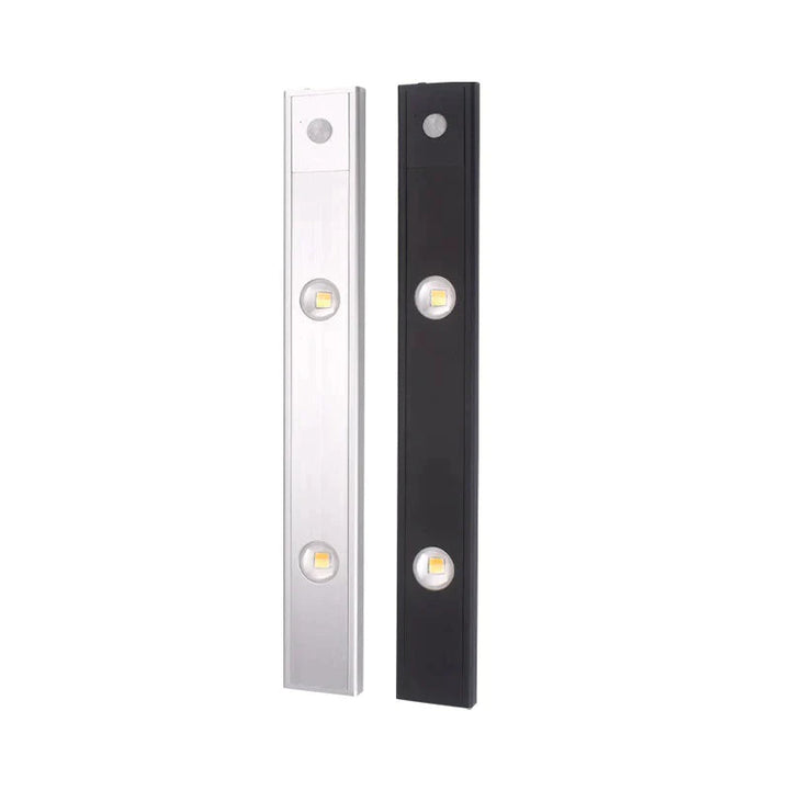 "Draadloze LED-lamp met bewegingssensor, verstelbare kleur, modern design voor tuinverlichting en sfeervolle ambiance."
