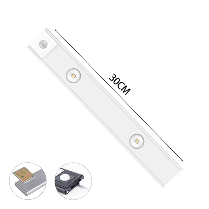 "Draadloze LED-lamp met bewegingssensor, verstelbare kleur, modern design voor tuinverlichting en sfeervolle ambiance."