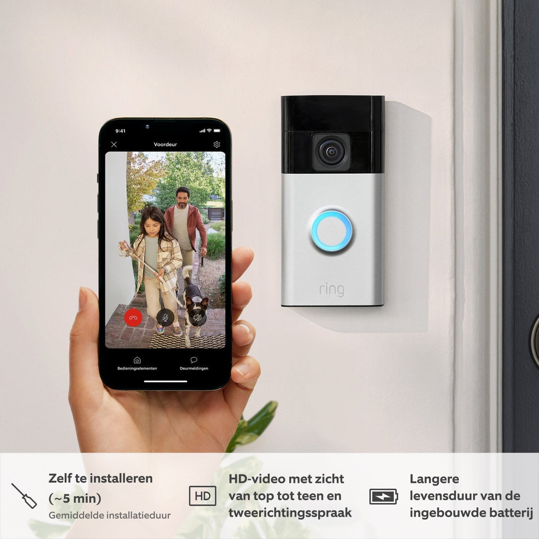 "Draadloze LuxGuard videodeurbel, 1080p HD, stijlvol design, nikkel-satijn, vooraanzicht tegen muur, geschikt voor buiten"
