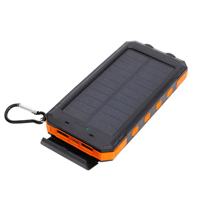 "Draagbare zonne-energie powerbank met snellaadfunctie, zwart, LED-display en solar paneel voor outdoor gebruik."