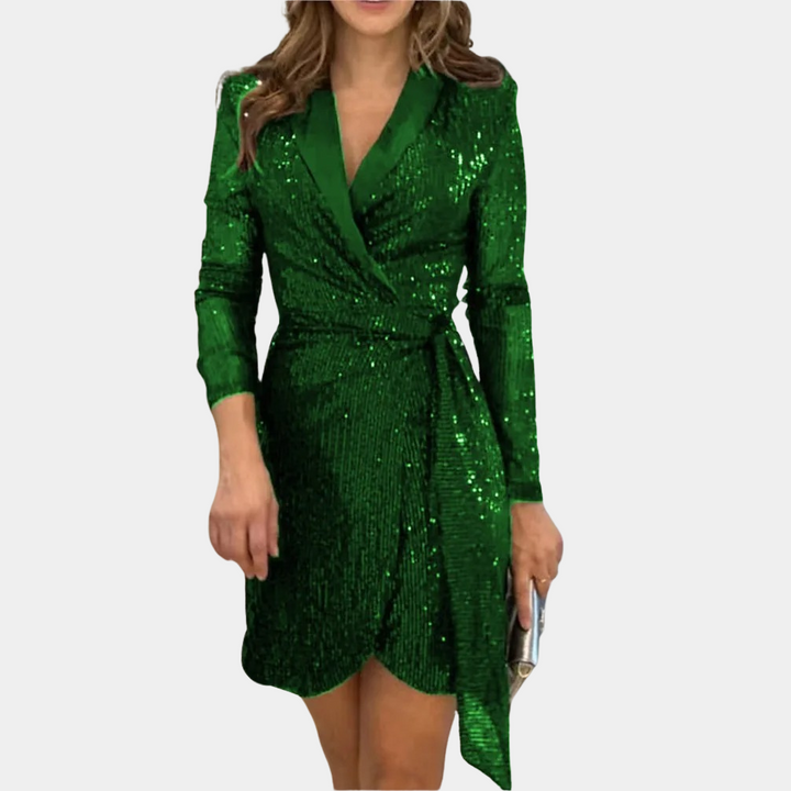 "Elegante bordeauxrode blazerjurk met luxueuze pailletten, diepe V-hals en ceintuur, asymmetrische zoom voor glamour"