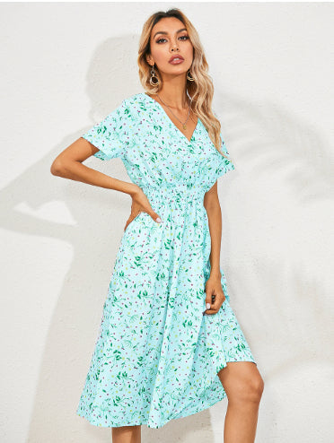 "Elegante chiffon jurk met V-hals, korte mouwen en midden taille, zachte lichtgewicht stof voor dames, trendy en ademend."