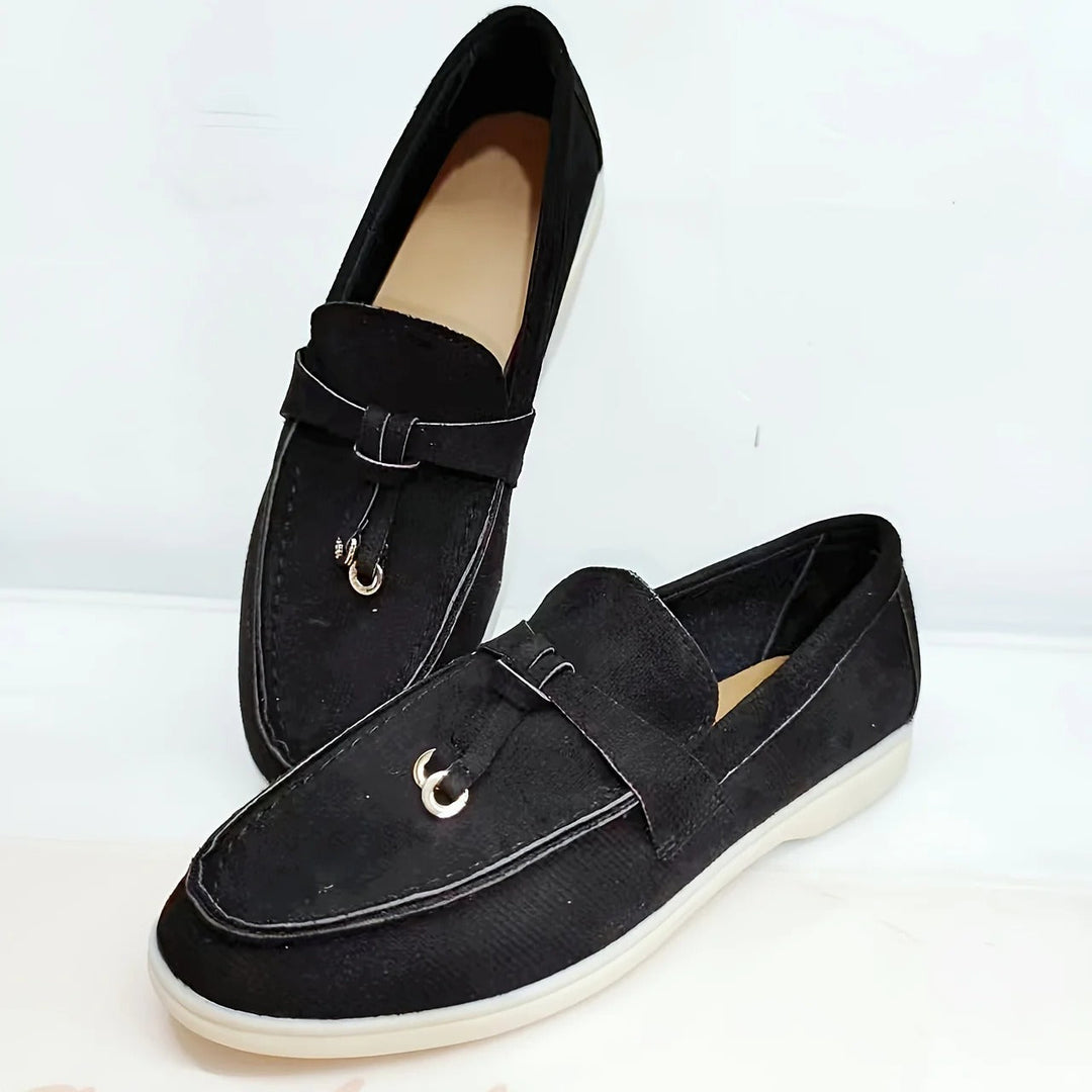 Elegante comfortabele dames loafers in beige, bruin en zwart, perfect voor veelzijdige elegante stijl en luxueus comfort.