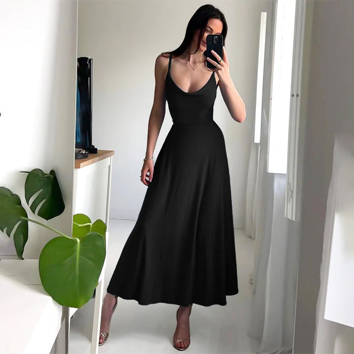 "Elegante Dione Maxi Jurk met V-hals, getailleerde slanke pasvorm, milieuvriendelijk gerecycled materiaal, geschikt voor elke