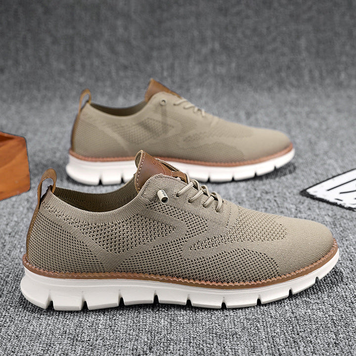 "Elegante en comfortabele herenschoenen met subtiel design, perfect voor dagelijkse en formele gelegenheden."