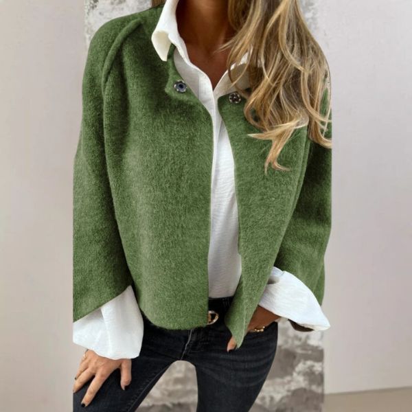 "Elegante halflange damesjas met stijlvolle snit, ideaal voor vrijetijdslook en comfort, gemaakt van hoogwaardige materialen.