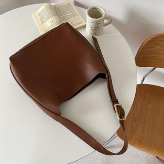 "Elegante leren dames tas, tijdloos design, hand- en schoudertas, premium leer, veelzijdige draagopties"