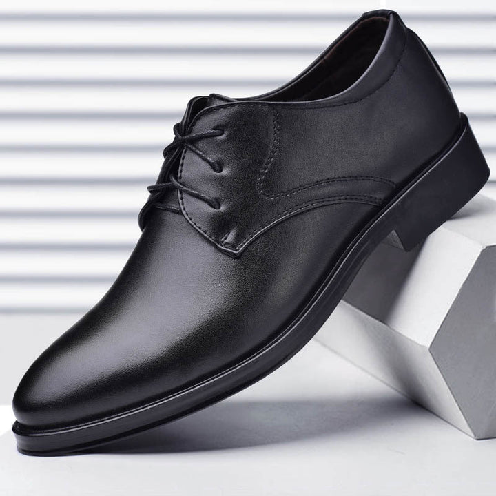"Elegante matleren heren veterschoenen in bruin, stijlvolle look, trendy vetersluiting, voor zowel formele als casual outfits