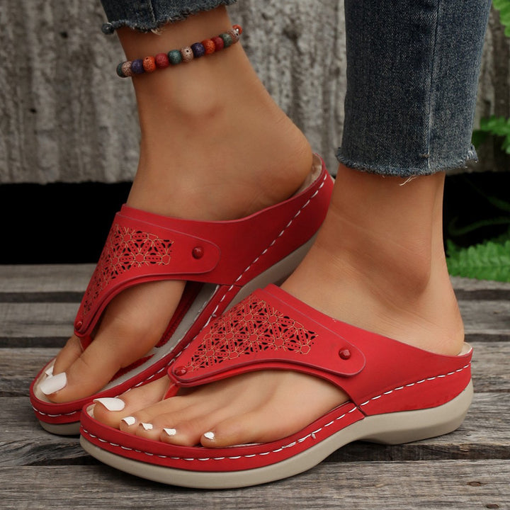 "Elegante orthopedische leren wandelsandalen voor dames, ademend bovenwerk, comfortabel en stijlvolle verlichting."