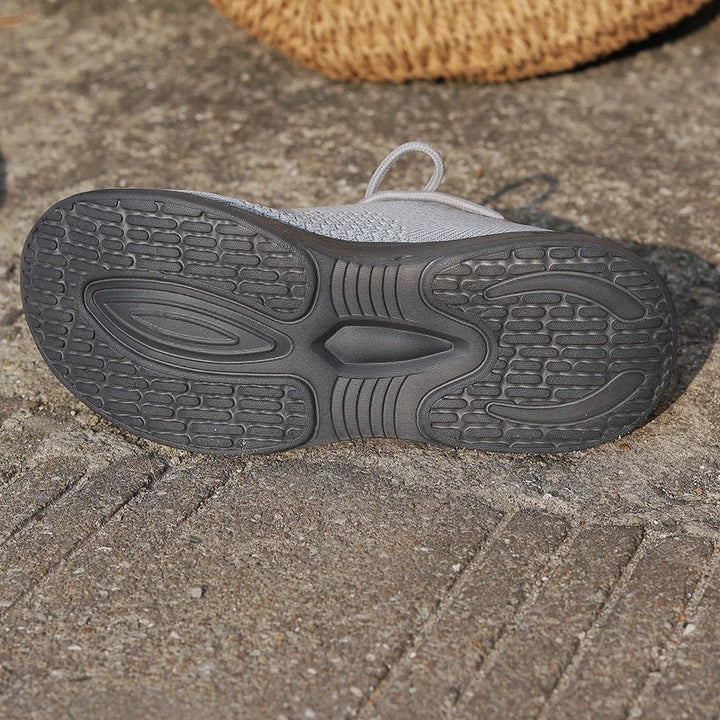 "Elegante orthopedische vrouwenschoenen, comfortabel met ademende zolen en antislip voor dagelijks gebruik."
