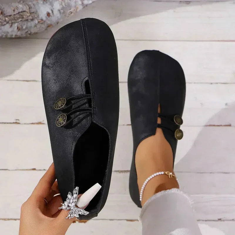"Elegante suède damesloafers, orthopedisch, zacht en stijlvol; ideale schoenen voor comfort en veelzijdigheid."
