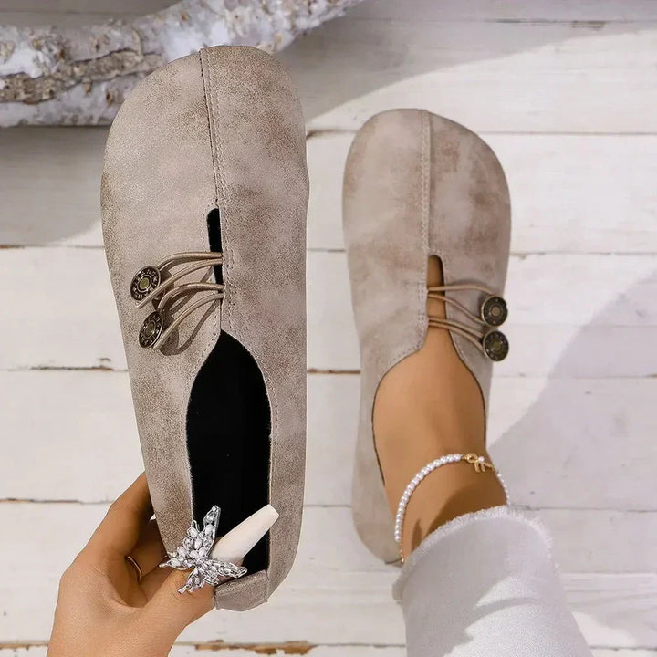 "Elegante suède damesloafers, orthopedisch, zacht en stijlvol; ideale schoenen voor comfort en veelzijdigheid."