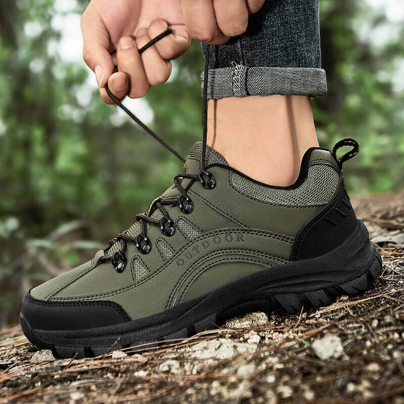 "Ergonomische orthopedische damesschoenen met ademend en waterbestendig materiaal, brede teenbox en stevige buitenzool."