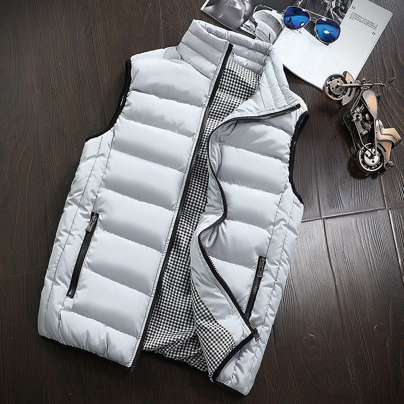 "Gevoerde waterdichte heren bodywarmer, lichtgewicht met zakken en ritssluiting, ideaal voor stijl en bescherming buiten."