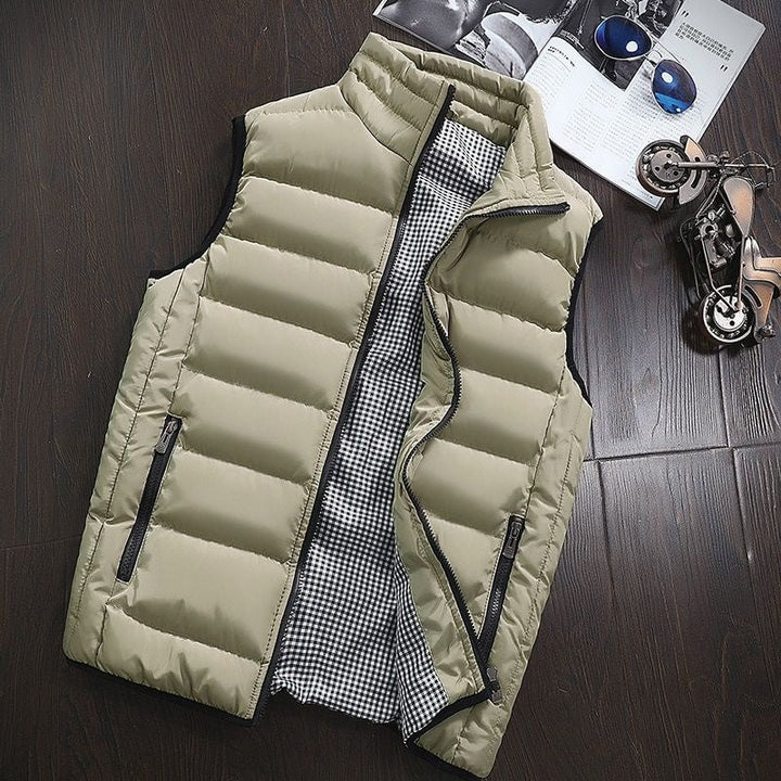 "Gevoerde waterdichte heren bodywarmer, lichtgewicht met zakken en ritssluiting, ideaal voor stijl en bescherming buiten."