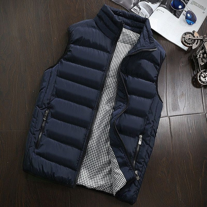 "Gevoerde waterdichte heren bodywarmer, lichtgewicht met zakken en ritssluiting, ideaal voor stijl en bescherming buiten."