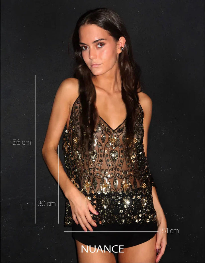 "Glamoureuze top met kralen en pailletten, elegant mesh design, luchtig en comfortabel, perfect voor feestelijke gelegenheden