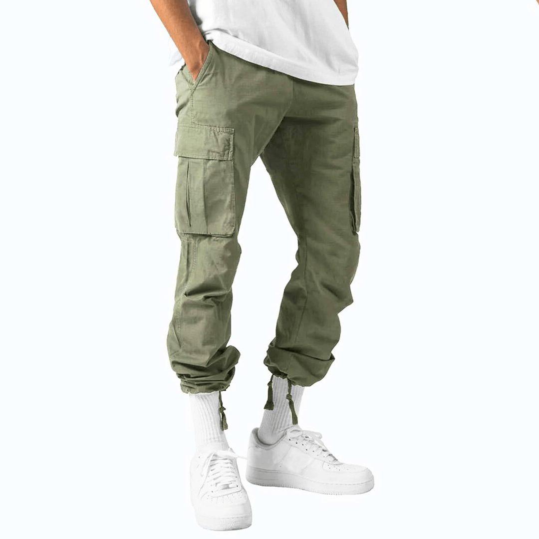"Grijze heren cargo broek met multi-pocket ontwerp, comfortabele pasvorm en verstelbare tailleband, ideaal voor dagelijks geb