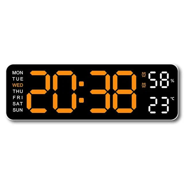 "Grote digitale wekker met multifunctioneel display, toont tijd, temperatuur en vochtigheid. USB-voeding, slank ontwerp."