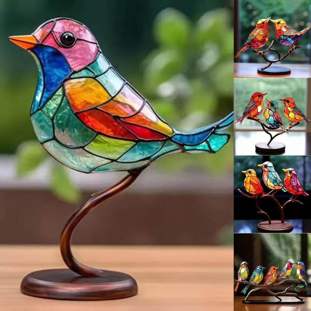 "Handgemaakt kleurrijk vogelbeeld op tak, decoratief kunstbeeld met levendige kleuren, perfect voor interieurdecoratie."