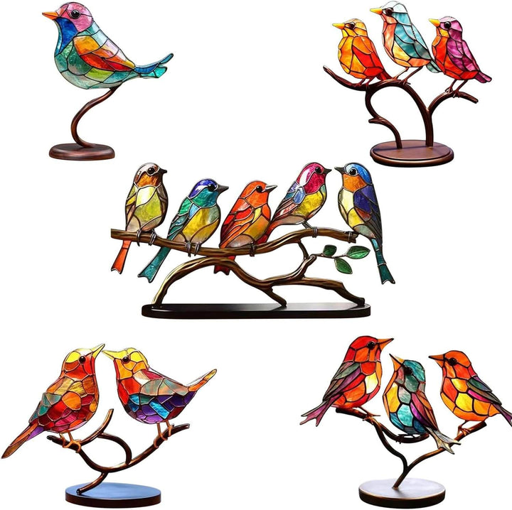 "Handgemaakt kleurrijk vogelbeeld op tak, decoratief kunstbeeld met levendige kleuren, perfect voor interieurdecoratie."