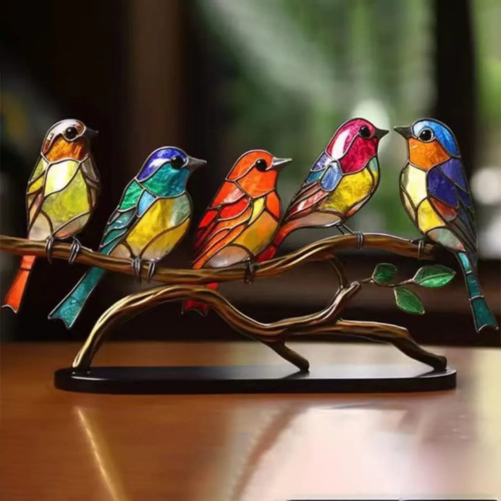 "Handgemaakt kleurrijk vogelbeeld op tak, decoratief kunstbeeld met levendige kleuren, perfect voor interieurdecoratie."