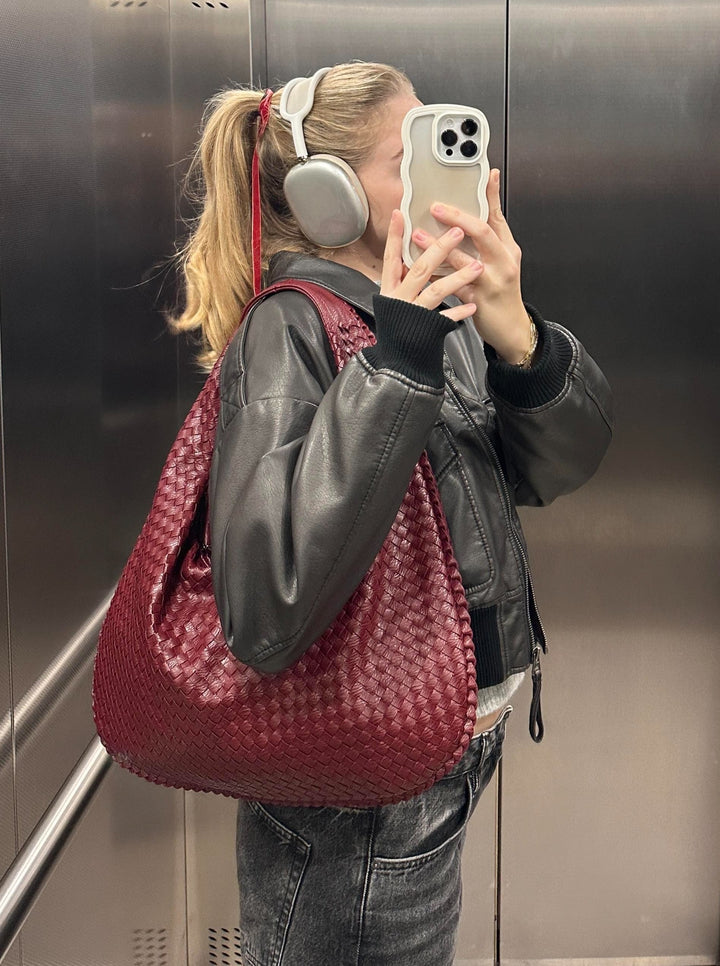 "Handgemaakte gevlochten Tess schoudertas, elegant design, stijlvolle tas voor elke gelegenheid, vrouwenaccessoire"