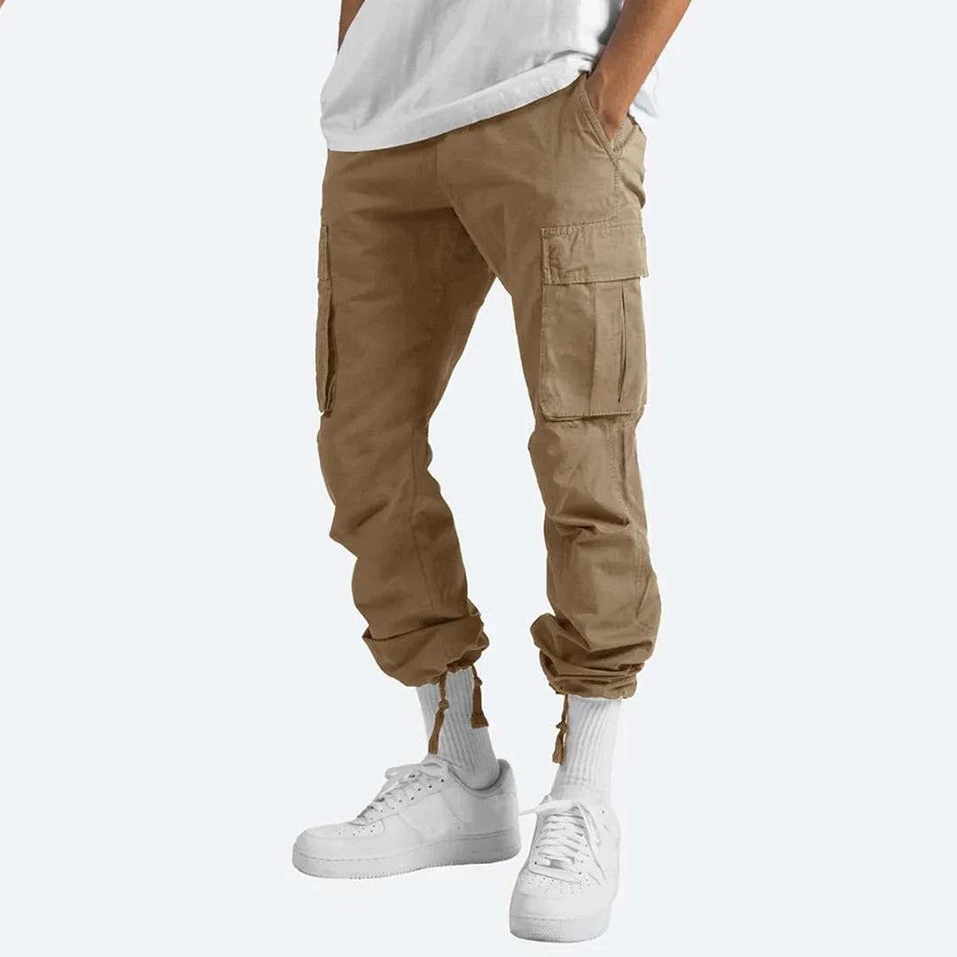 "Heren cargo broek voor outdoor, duurzaam ripstop-weefsel, ademend, meerdere zakken, ideaal voor avonturen in de natuur."